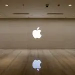 Vazamento do iPhone dobrável: tela menor, câmeras potentes, dobradiça reforçada 3 apple foldable iphone leak