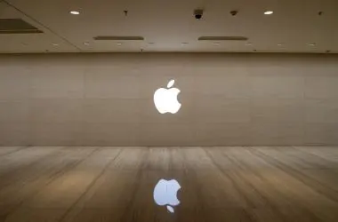 apple foldable iphone leak