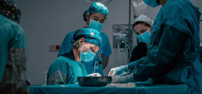 first fully robotic heart transplant 1