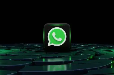 meta puts ads in whatsapp 1
