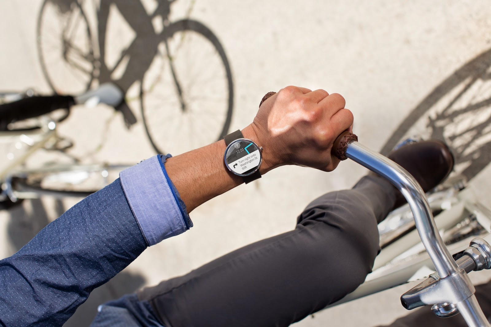 Moto 360 1