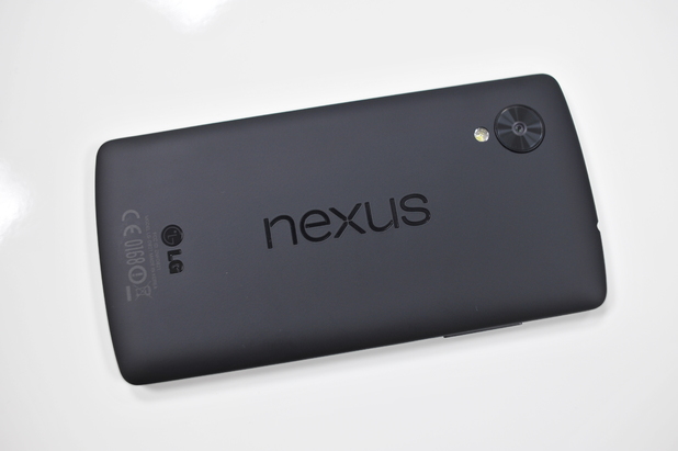 Back of black Nexus 5