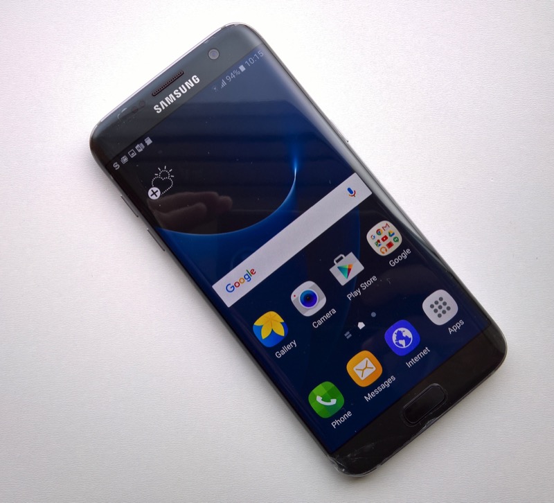Samsung Galaxy S7 edge - front view