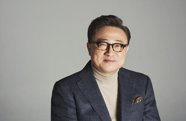 Koh Dong jin Samsung head