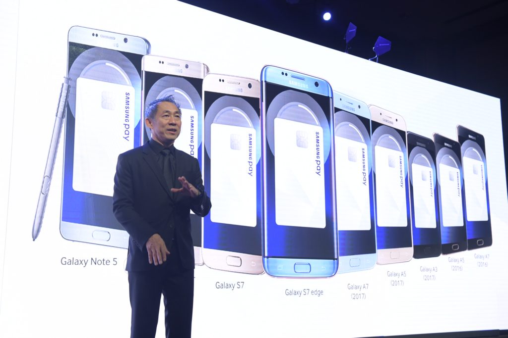 VP Wichai Samsung Pay Launch 03