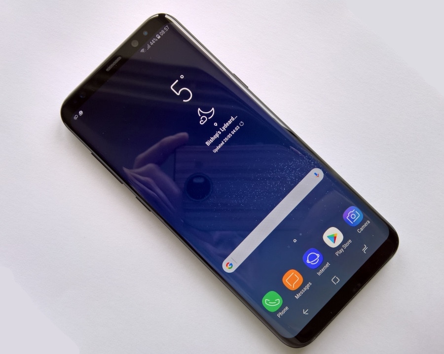 Galaxy S8+ plus - front view