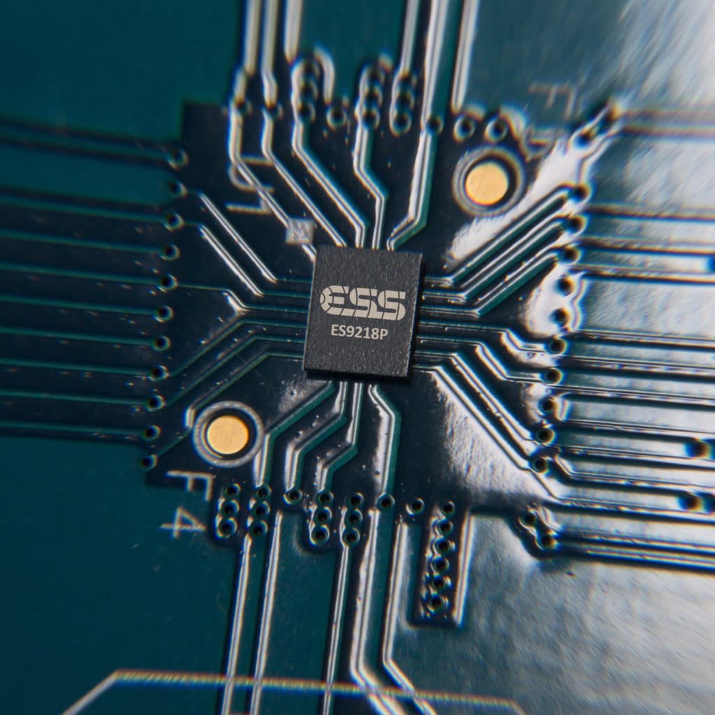 LG V30 DAC