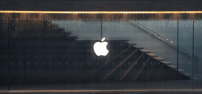 apple ditches china for india