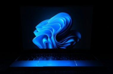 microsoft copies apples handoff 1